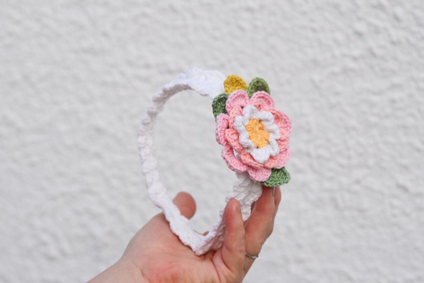 Detská háčkovaná čelenka I.